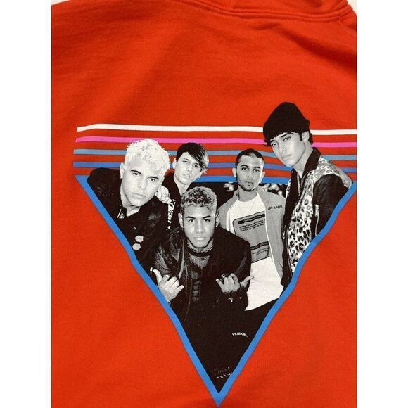 CNCO Que Quienes Somos Graphic Pullover Hoodie Men Medium Orange Music - Picture 2 of 6